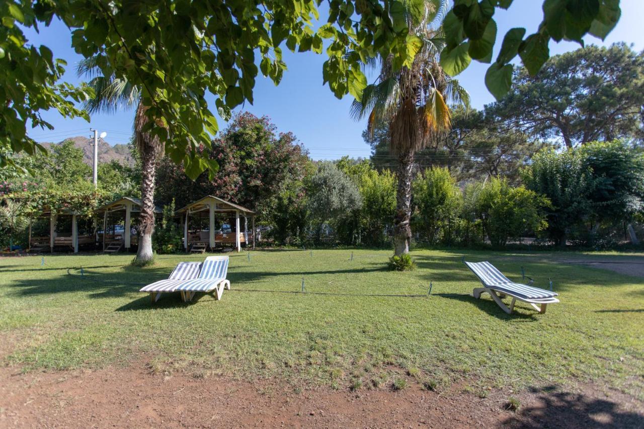 Çıralı Ugur Pansiyon Bungalows מראה חיצוני תמונה