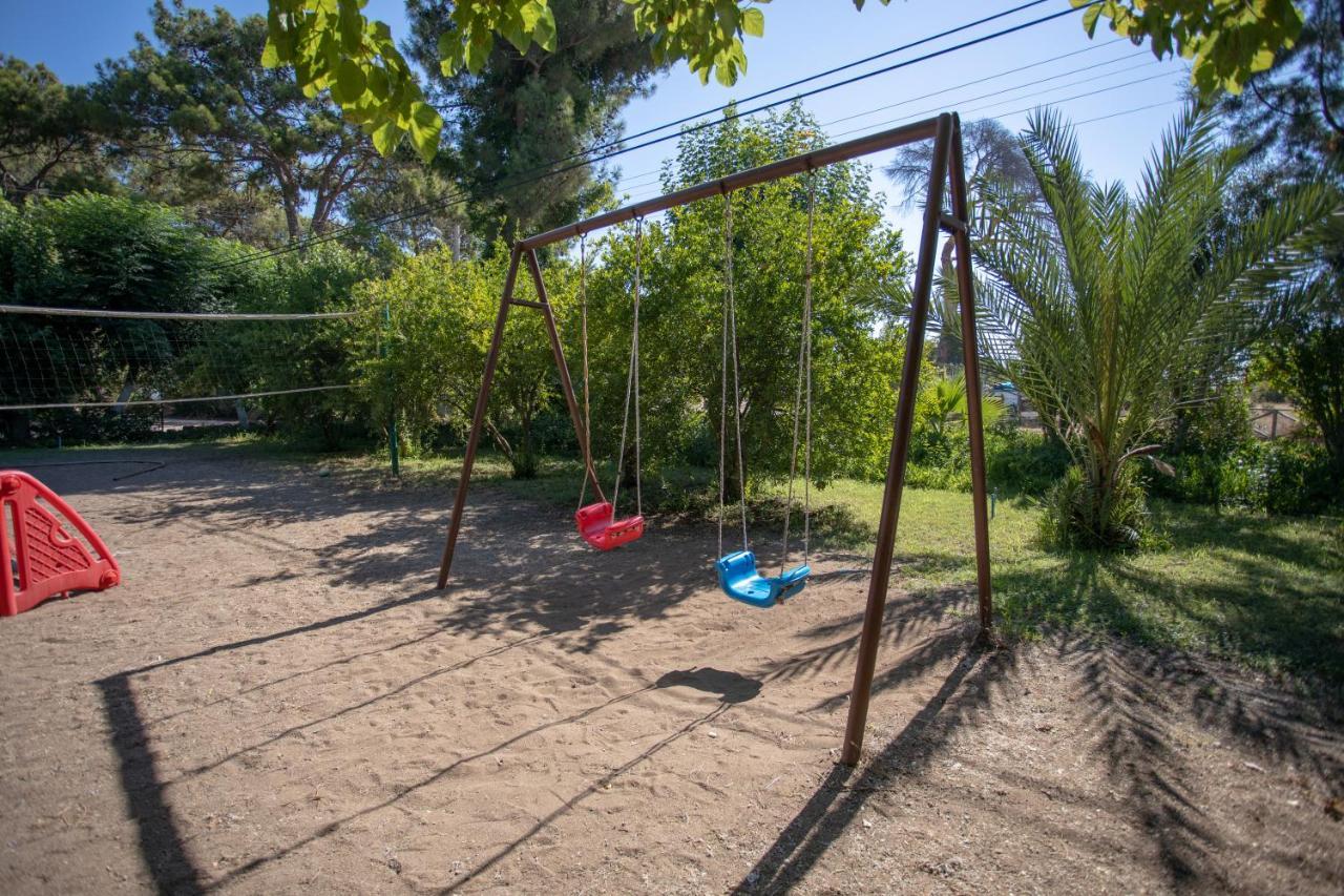 Çıralı Ugur Pansiyon Bungalows מראה חיצוני תמונה