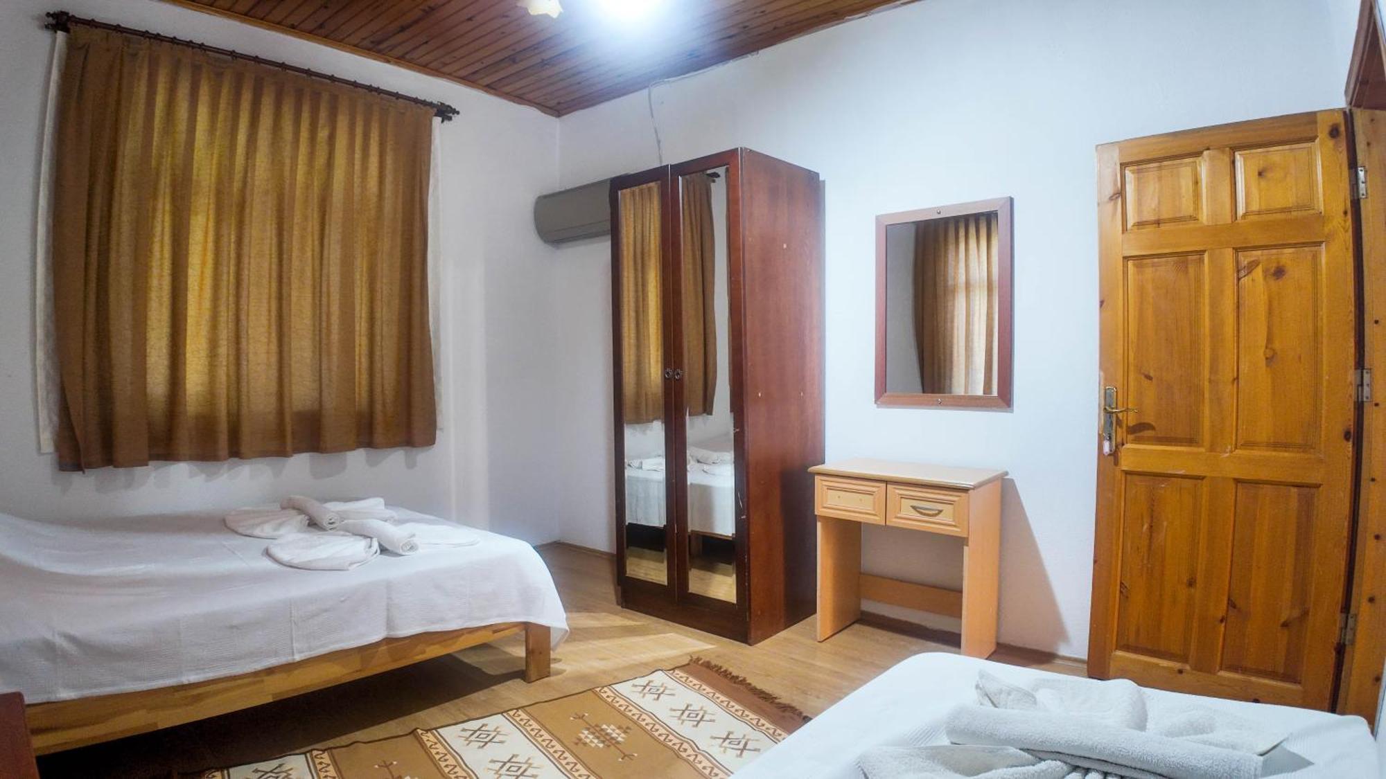 Çıralı Ugur Pansiyon Bungalows מראה חיצוני תמונה